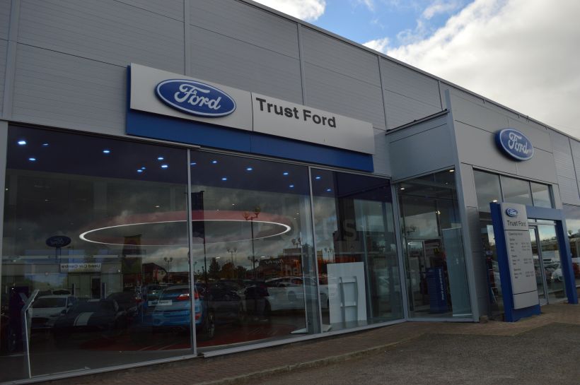 Trust Ford, Car Showroom, Castleford 9 After external refurbishment