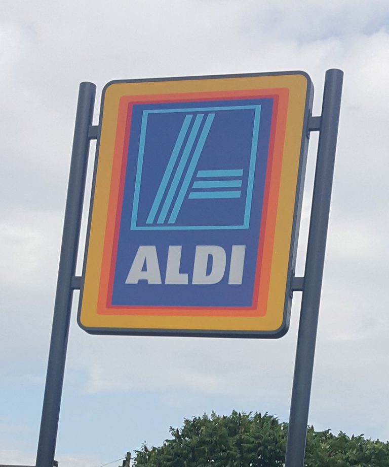 Aldi Supermarket 2 Aldi external refurbishment in Hull