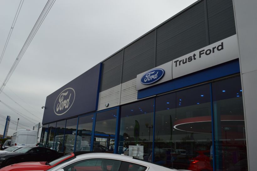 Trust Ford, Car Showroom, Castleford 10 Car showroom before painting