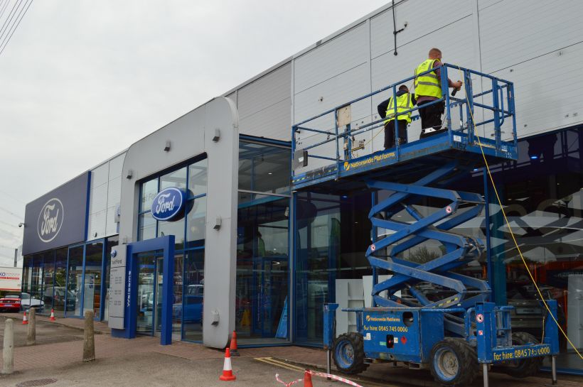 Trust Ford, Car Showroom, Castleford 16 During refurbishment on-site painting